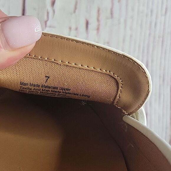 A NEW DAY Danica Off White Lug Sole Loafers Size 7 NWOT - Picture 7 of 8